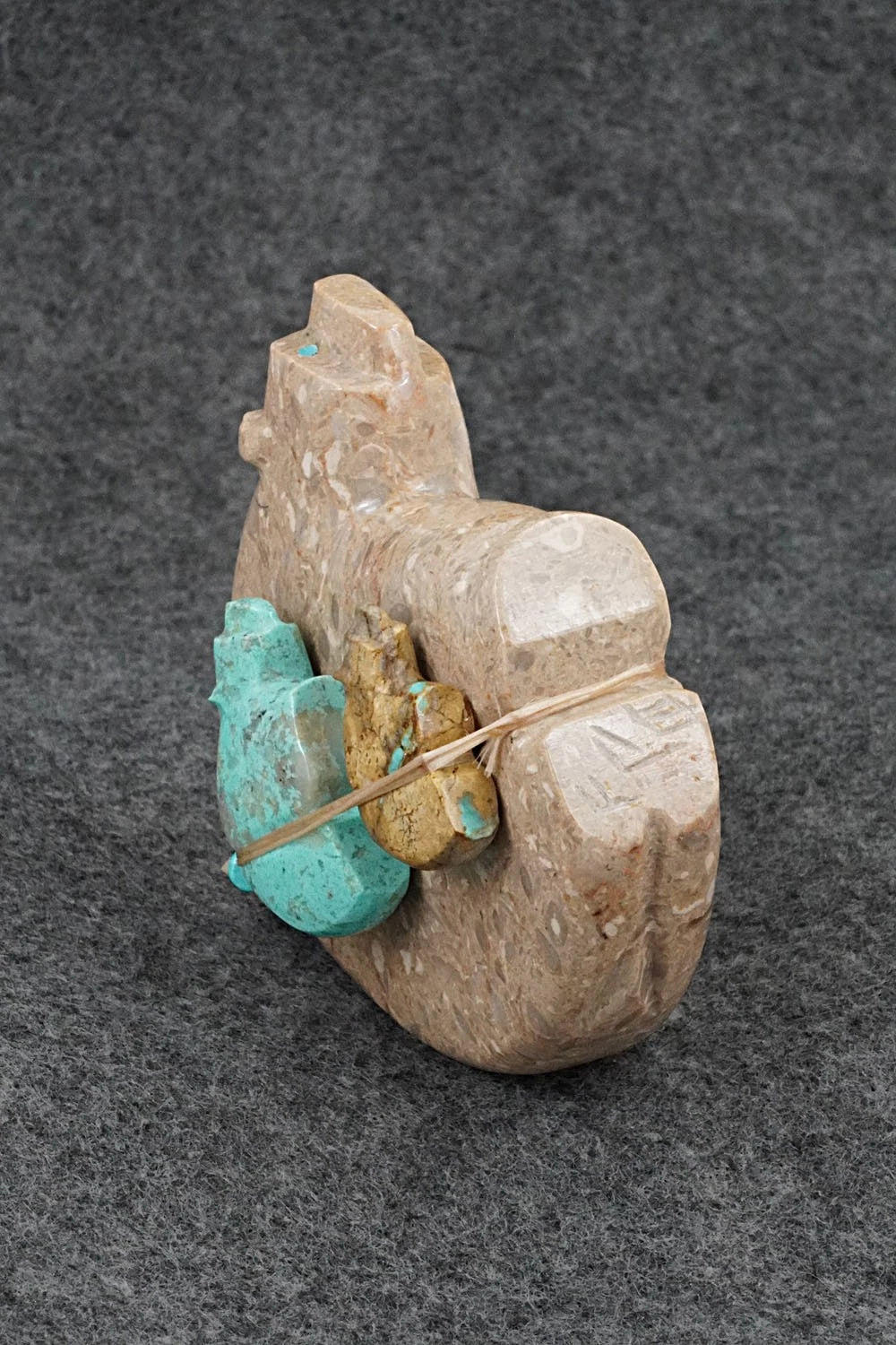 Bear Zuni Fetish Carving - Farlan & Paulette Quam