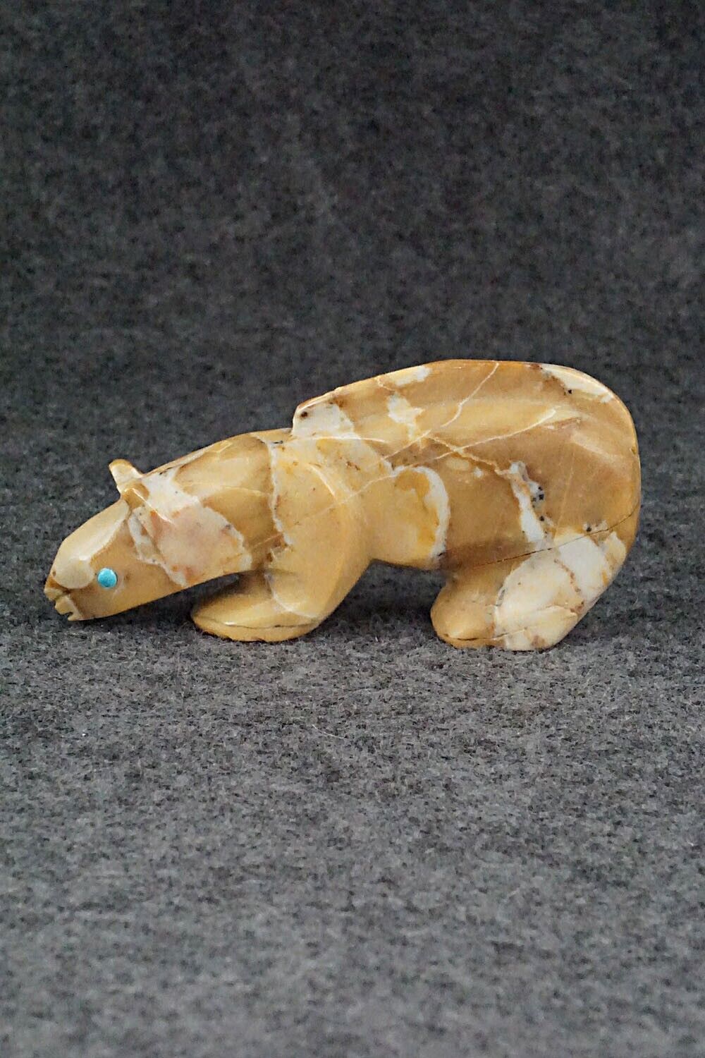 Mountain Lion Zuni Fetish Carving - Ronnie Lunasee