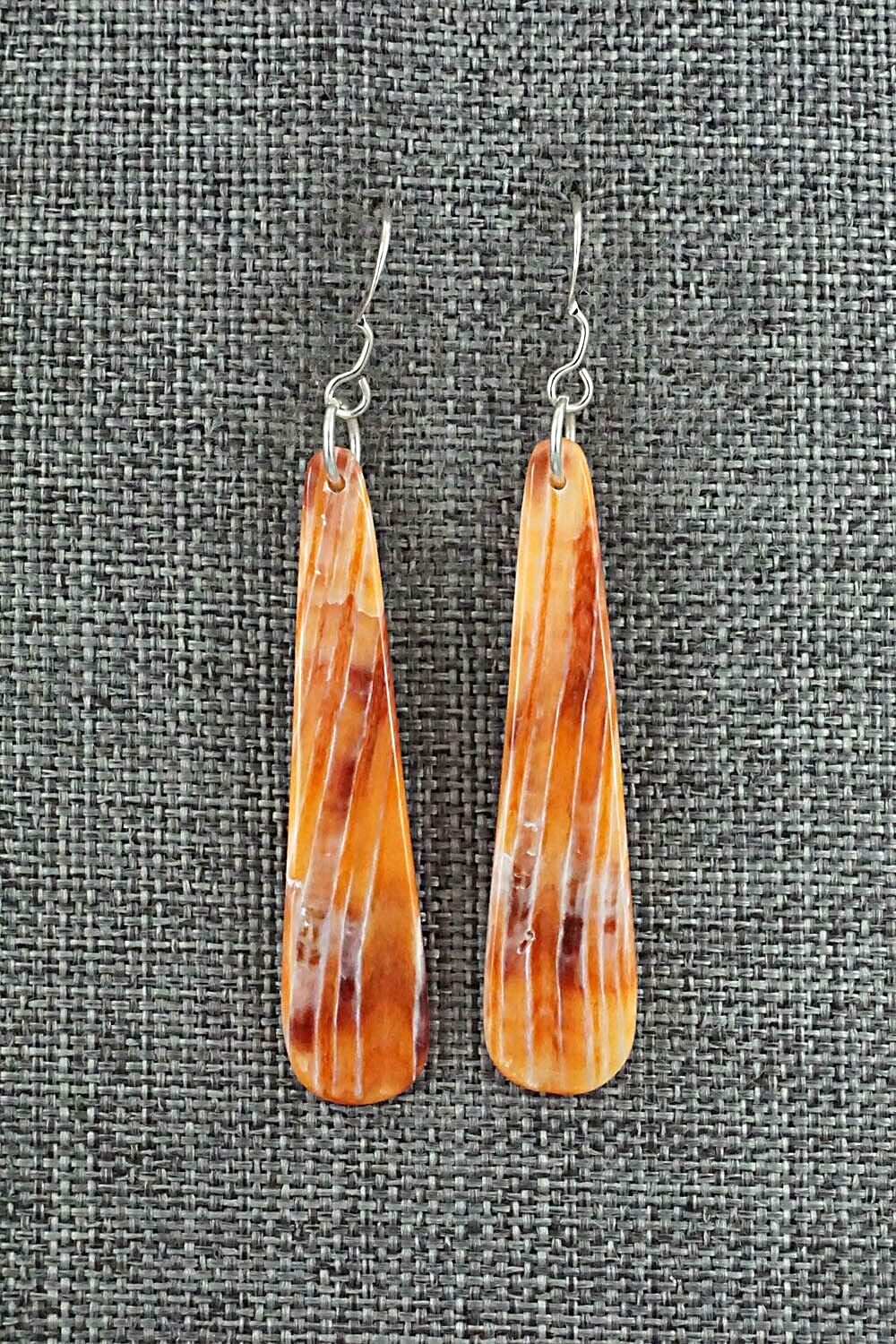 Spiny Oyster & Sterling Silver Earrings - Jesus Espino