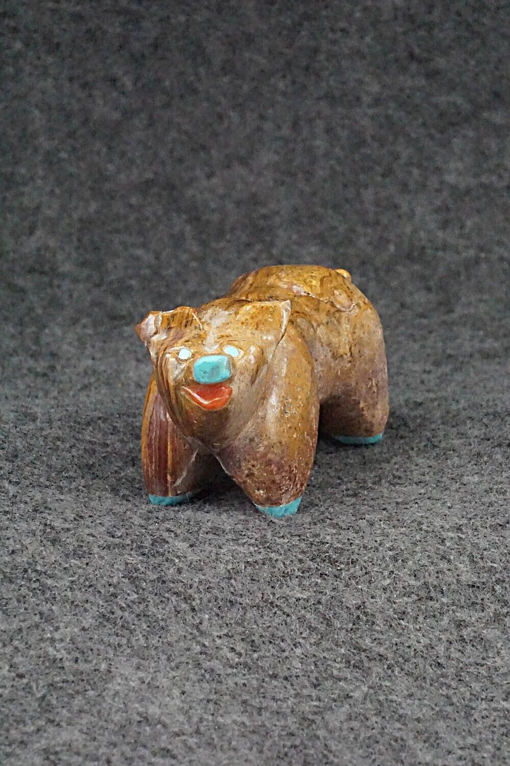Pig Zuni Fetish Carving - Freddie Leekya