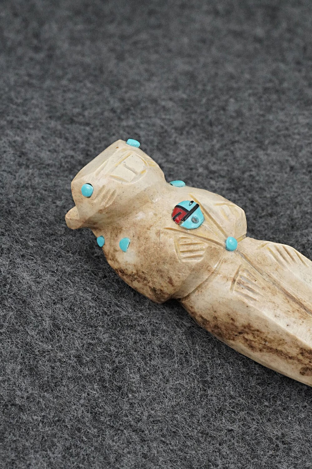 Otter Zuni Fetish Carving - Danette Laate