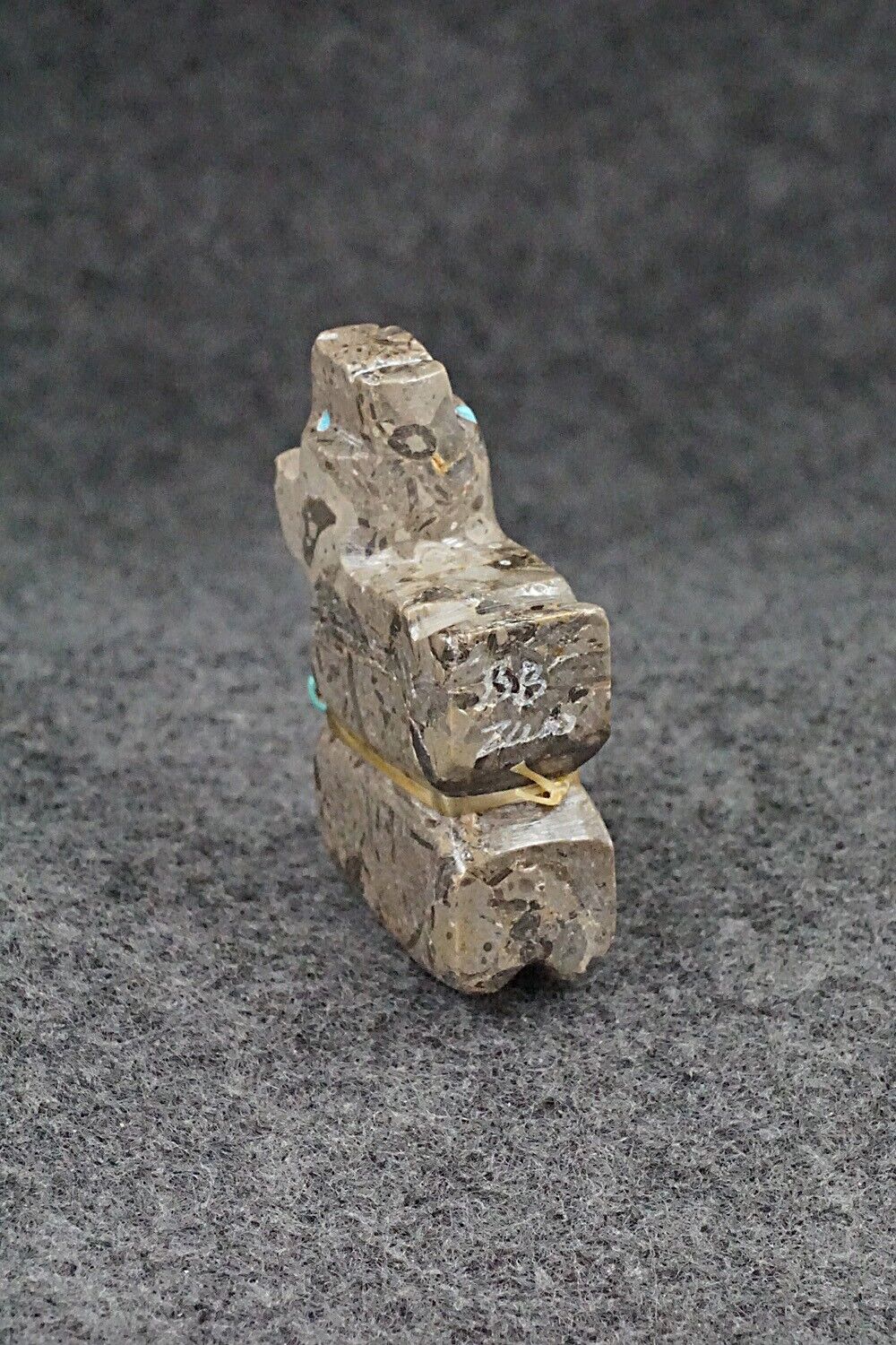 Bear Zuni Fetish Carving - Bennie Bacy