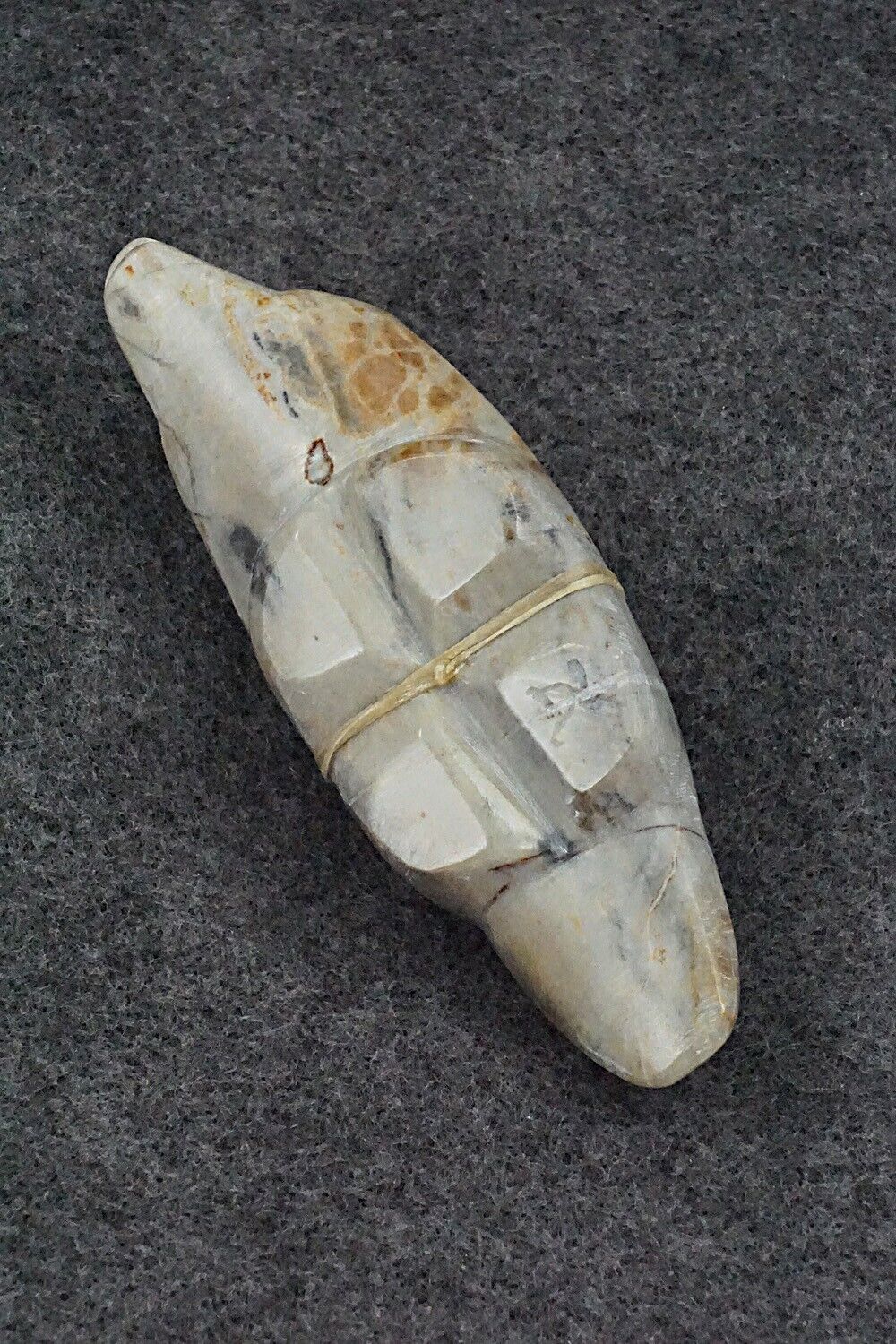 Badger Zuni Fetish Carving - Delvin Leekya