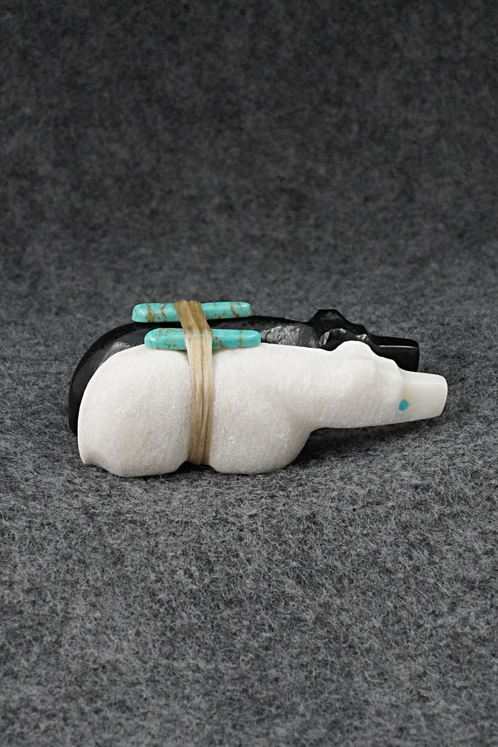 Bear Zuni Fetish Carving - Herbert Halate