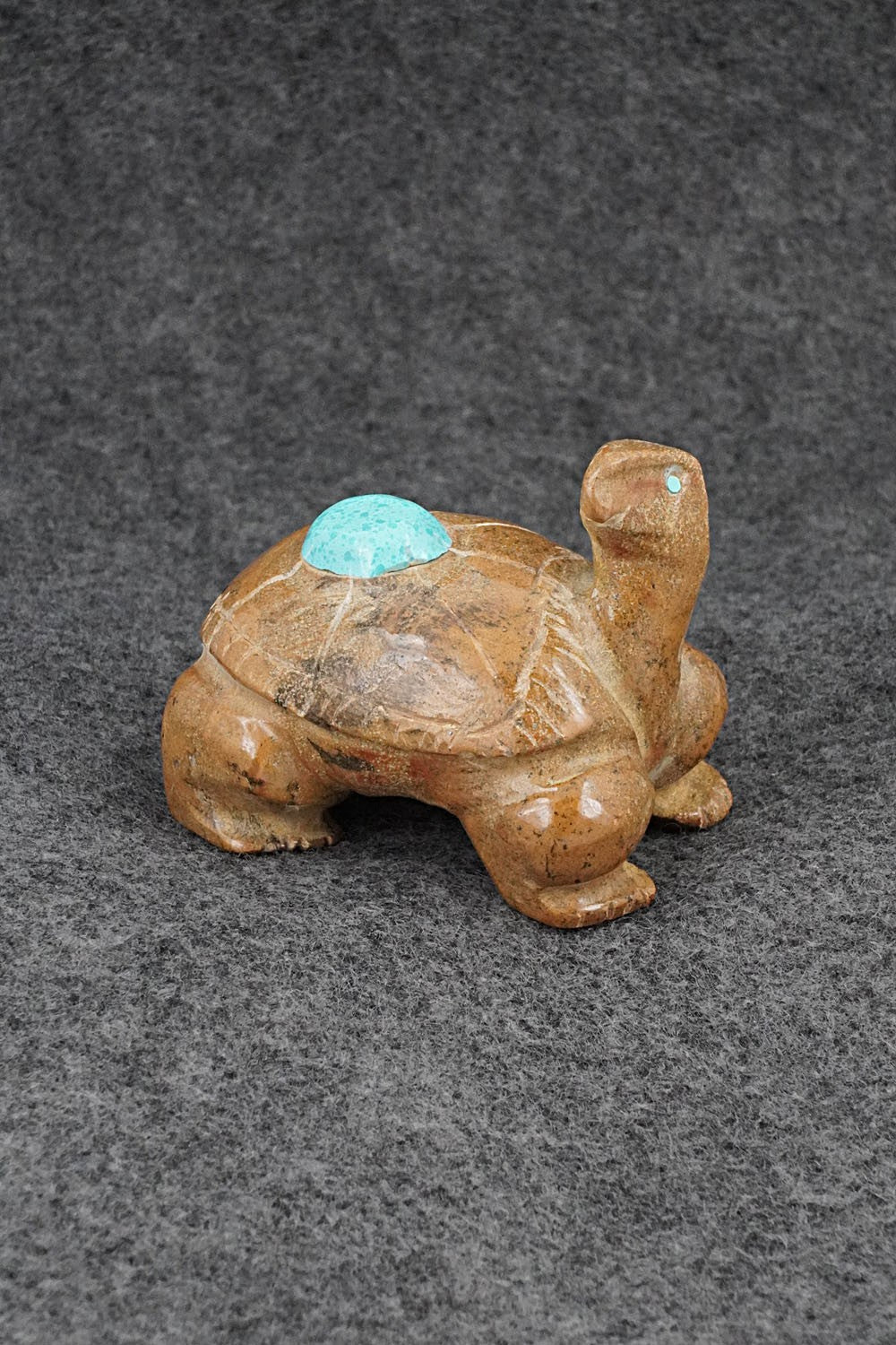 Turtle Zuni Fetish Carving - Freddie Leekya