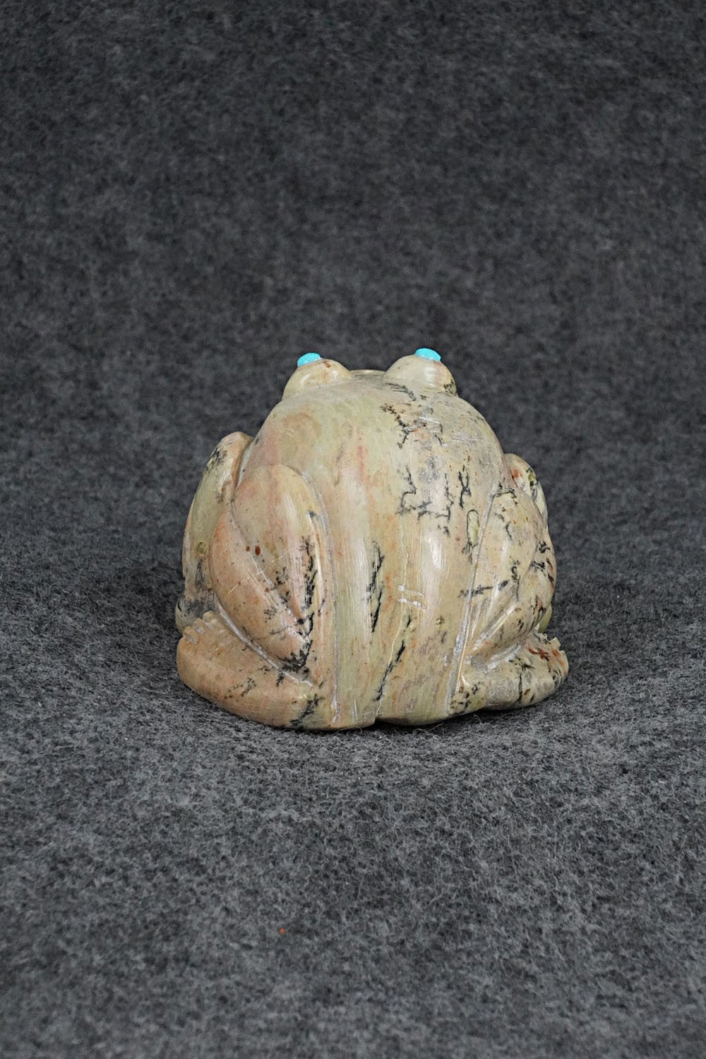 Frog Zuni Fetish Carving - Garrick Weeka