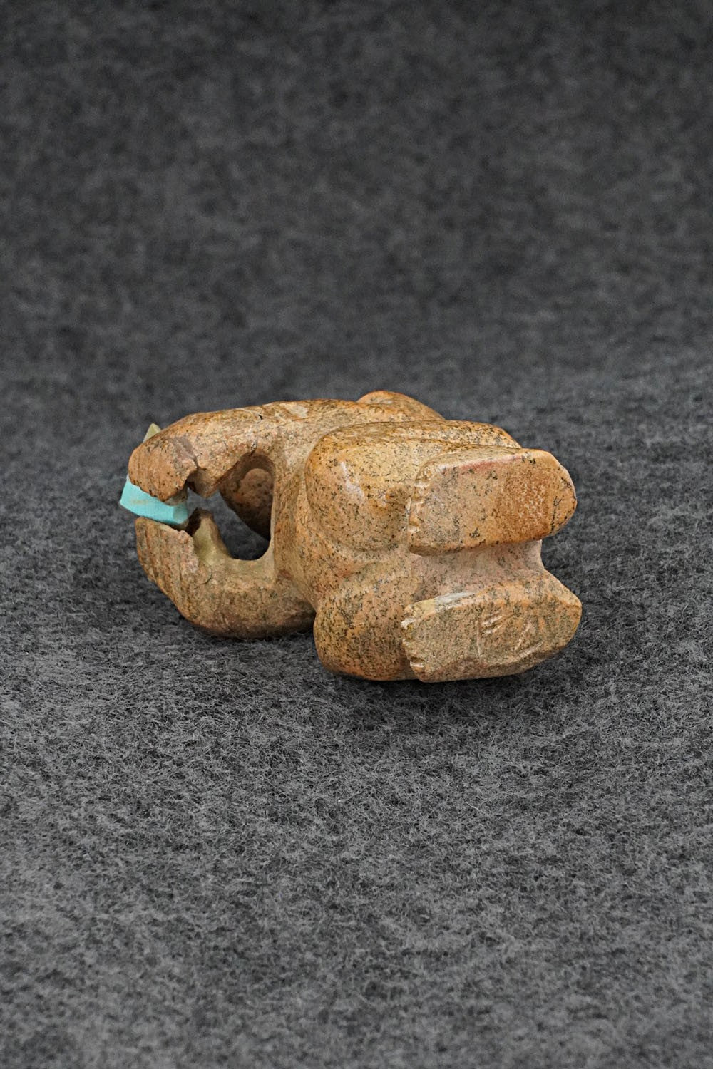 Frog Zuni Fetish Carving - Freddie Leekya
