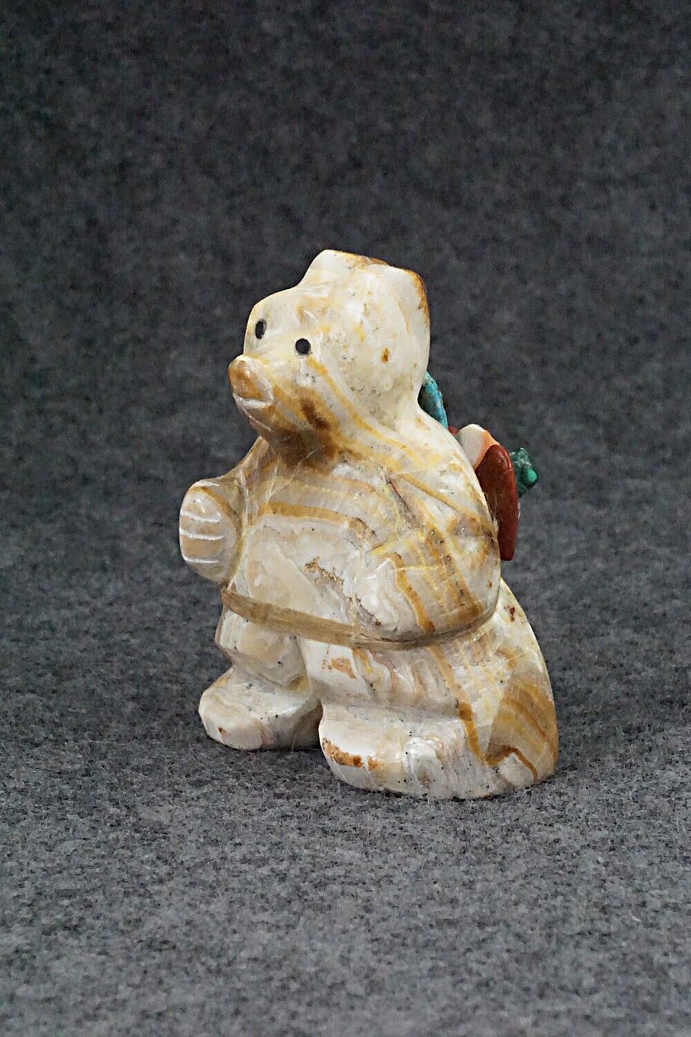 Bear Zuni Fetish Carving - Ariane Quam