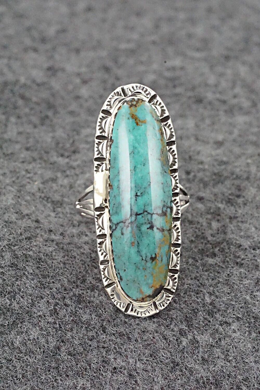 Turquoise & Sterling Silver Ring - Mike Smith - Size 6