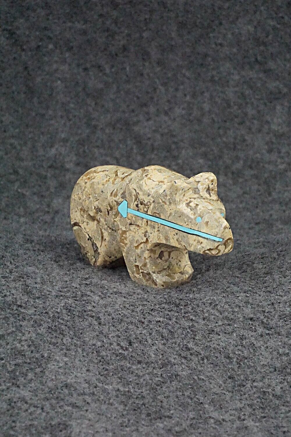Bear Zuni Fetish Carving - Leonard Laiwakete