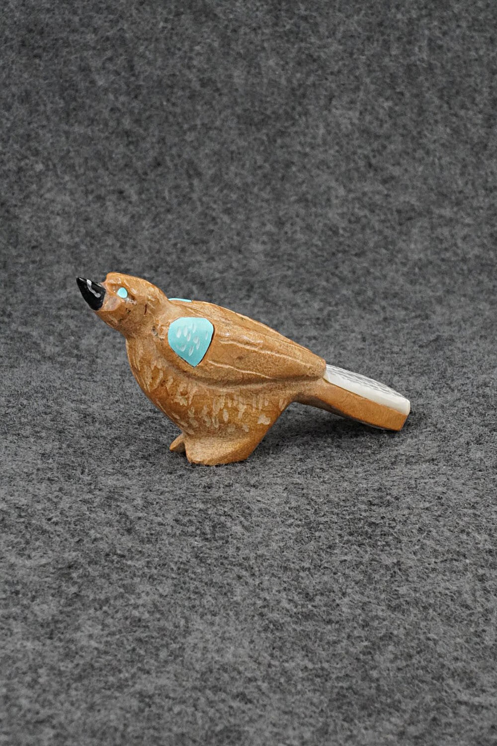 Bird Zuni Fetish Carving - Freddie Leekya