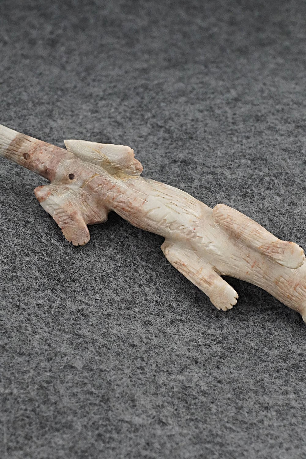Mountain Lion Zuni Fetish Carving - Lance Cheama