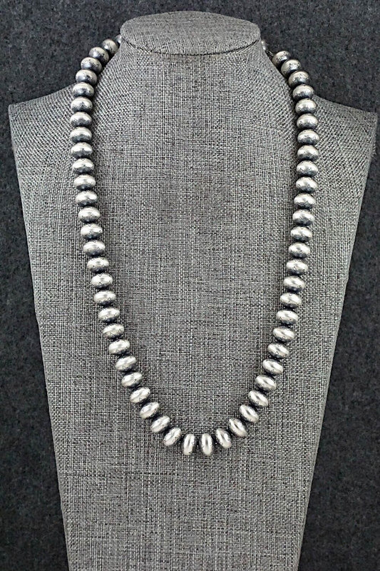 Sterling Silver Navajo Pearl Necklace 20" - Bryannen Halwood