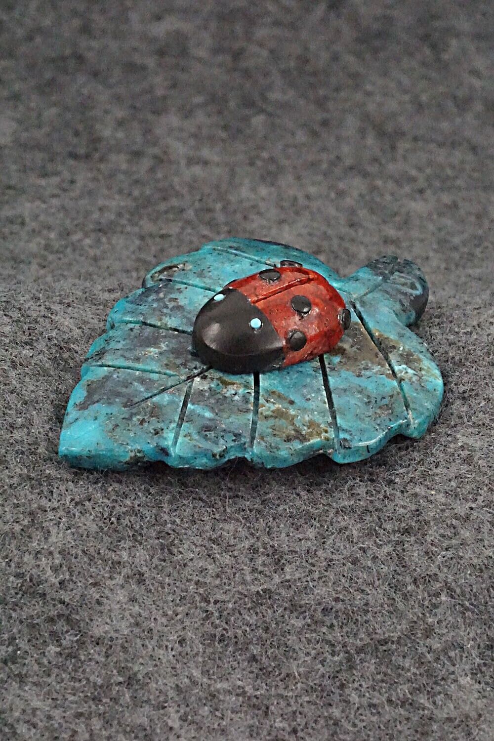 Ladybug on a Leaf Zuni Fetish Carving - Reynold Lunasee