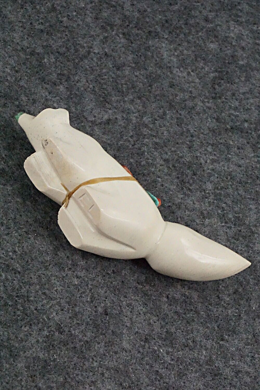 Wolf Zuni Fetish Carving - Enrike Leekya