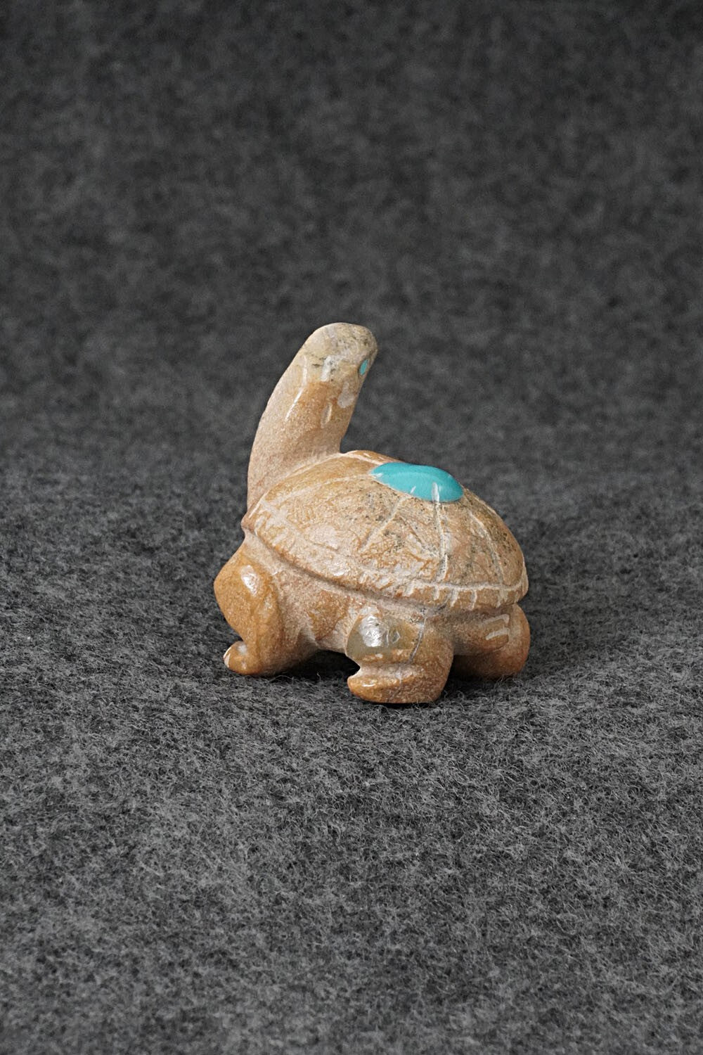 Turtle Zuni Fetish Carving - Freddie Leekya