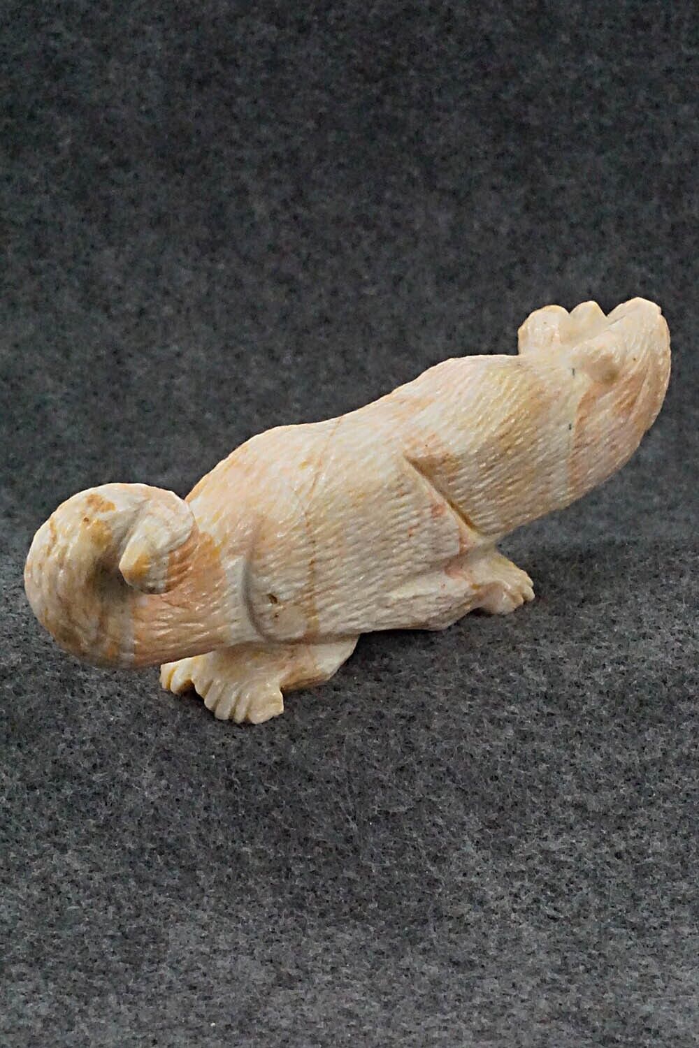 Mountain Lion Zuni Fetish Carving - Tony Mackel