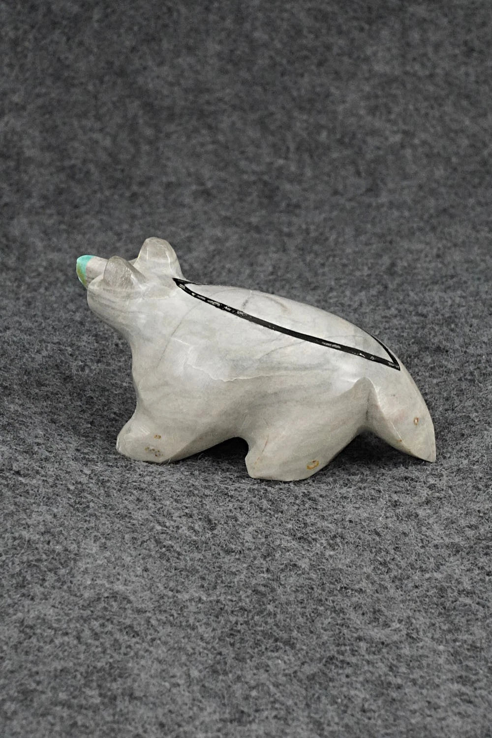 Raccoon Zuni Fetish Carving - Enrike Leekya
