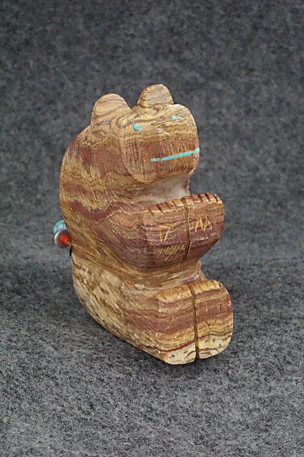 Bear Zuni Fetish Carving - Douglas Martza