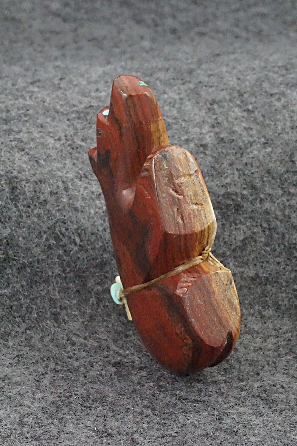 Bear Zuni Fetish Carving - Donovan Laiwakete