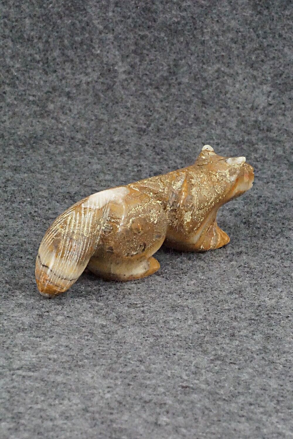 Wolf Zuni Fetish Carving - Rosella Soseeah