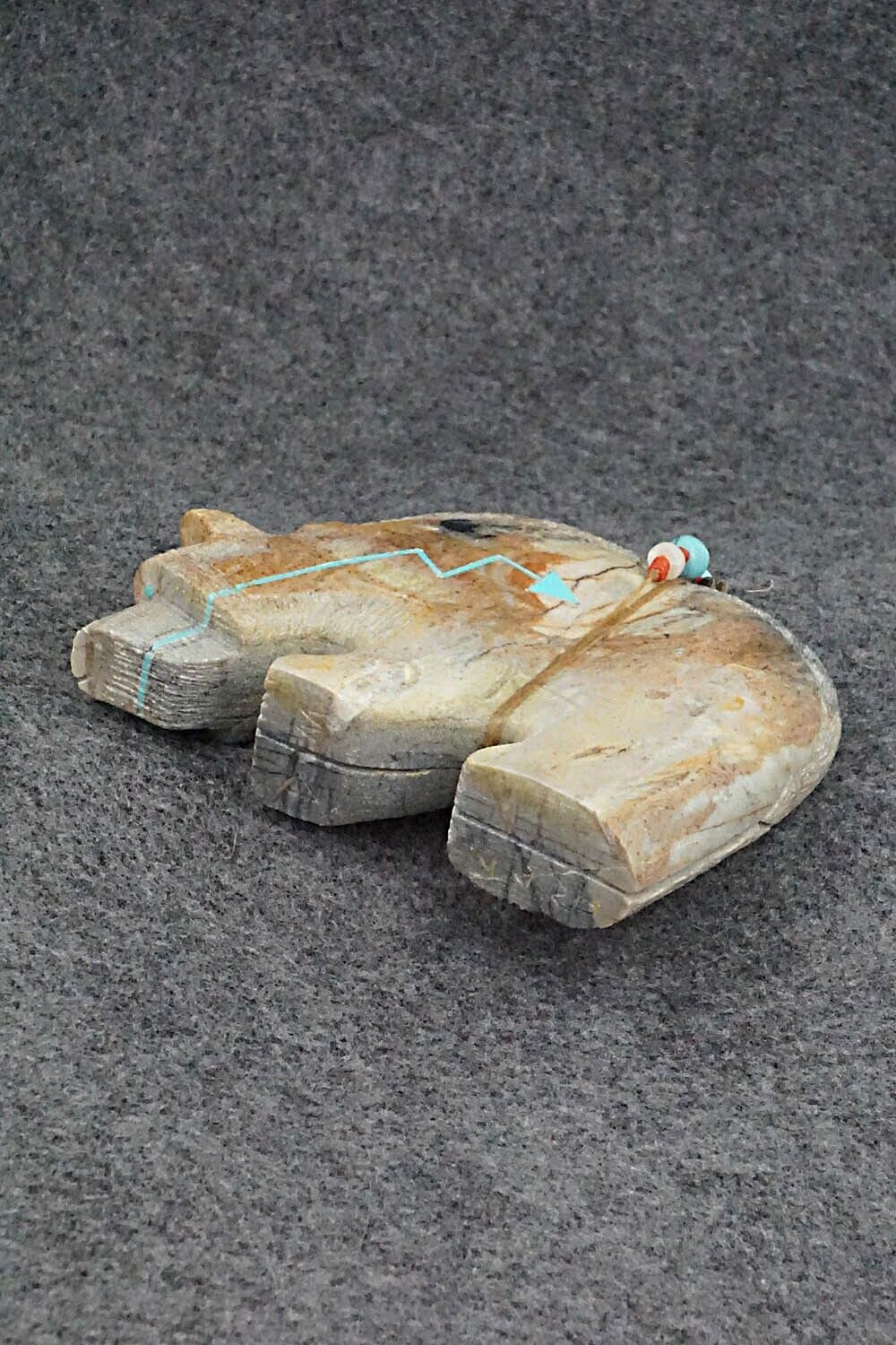 Bear Zuni Fetish Carving - Douglas Martza