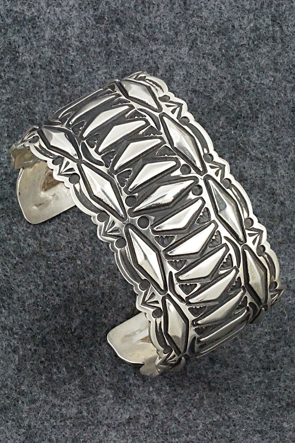 Sterling Silver Bracelet - Leander Tahe