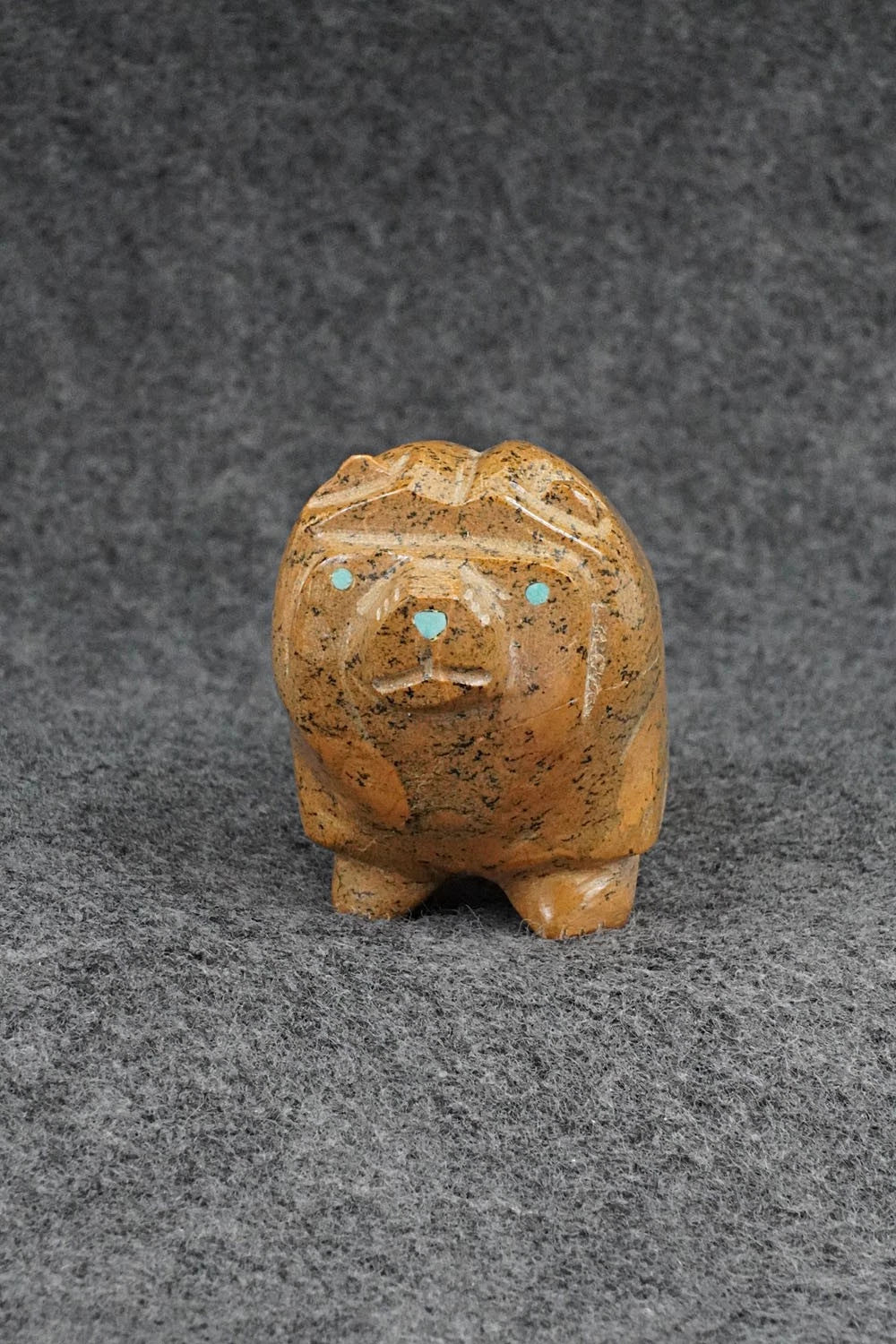Lion Zuni Fetish Carving - Enrike Leekya