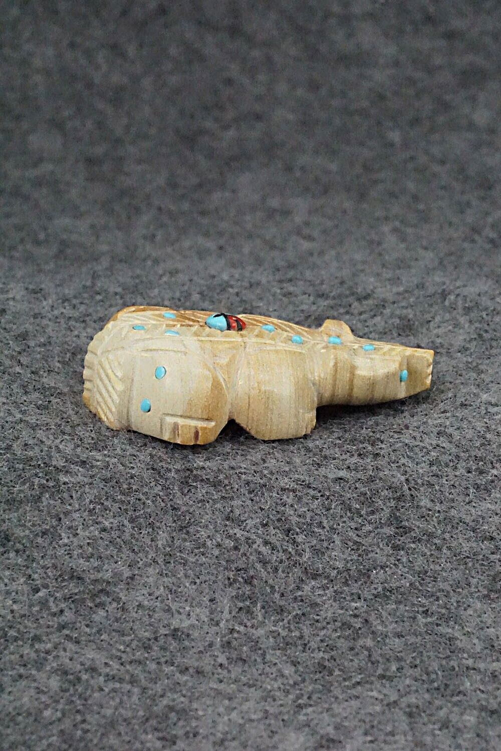 Badger Zuni Fetish Carving - Danette Laate