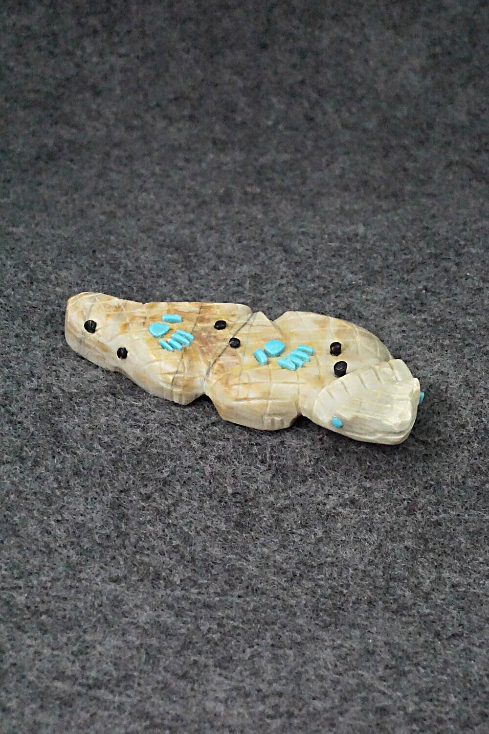 Lizard Zuni Fetish Carving - Danette Laate