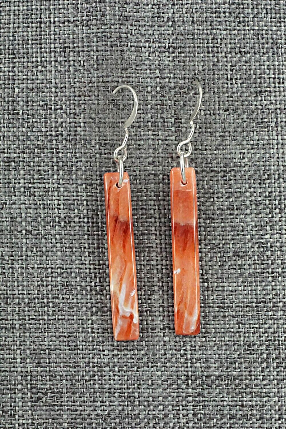 Spiny Oyster & Sterling Silver Earrings - Jesus Espino