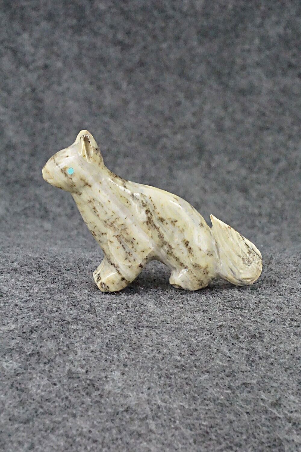 Wolf Zuni Fetish Carving - Brian Yunie