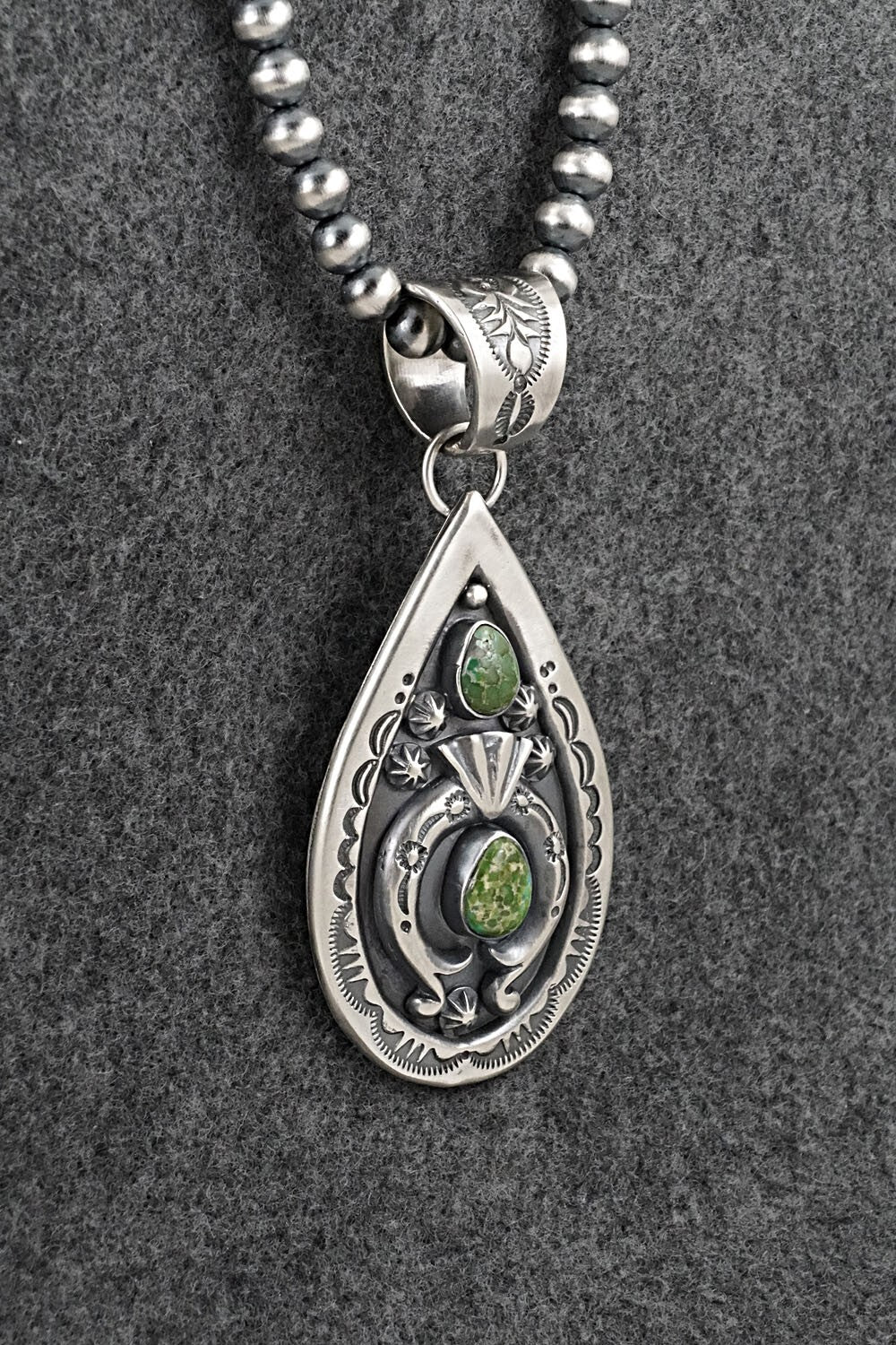 Turquoise & Sterling Silver Necklace - Verley Betone