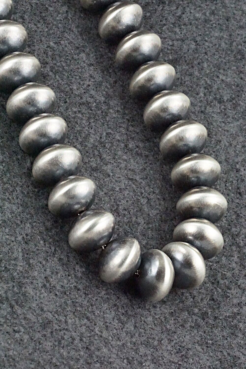 Sterling Silver Navajo Pearl Necklace 18" - Bryannen Halwood