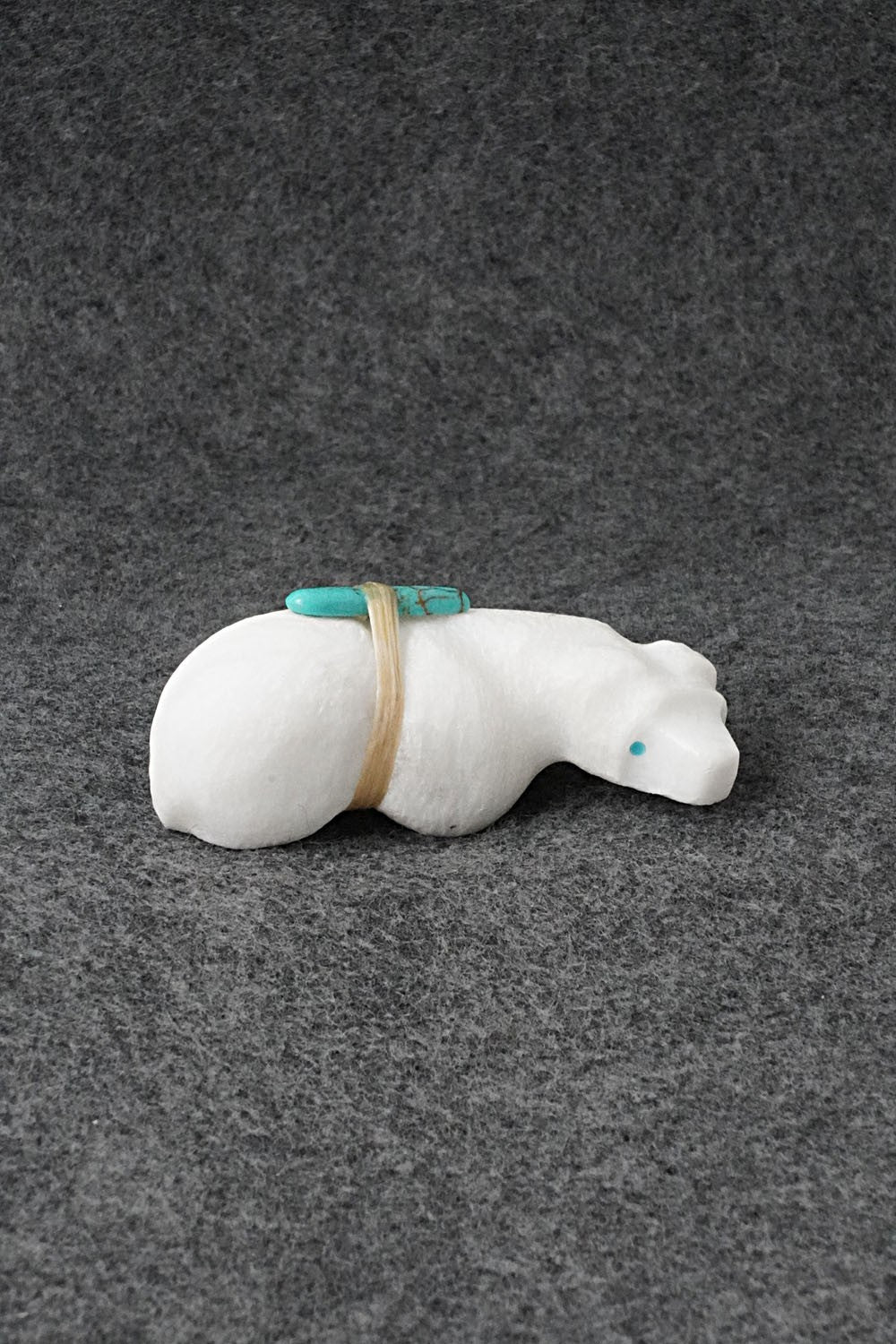 Bear Zuni Fetish Carving - Herb Halate