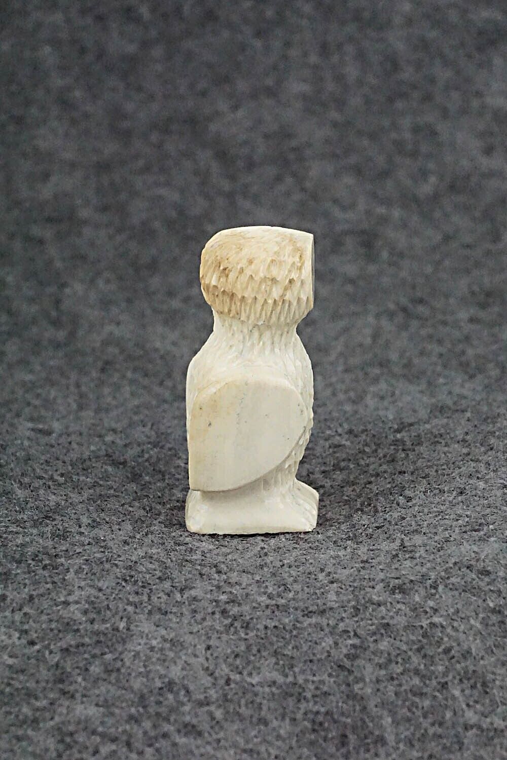 Owl Zuni Fetish Carving - Jesus Espino