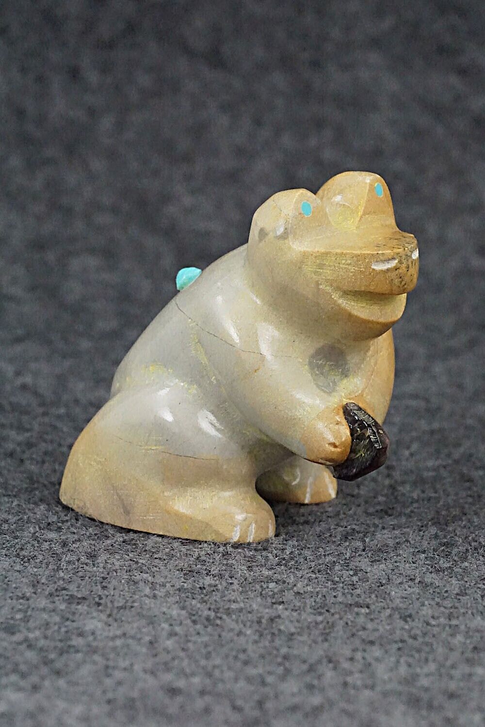 Frog Zuni Fetish Carving - Enrike Leekya