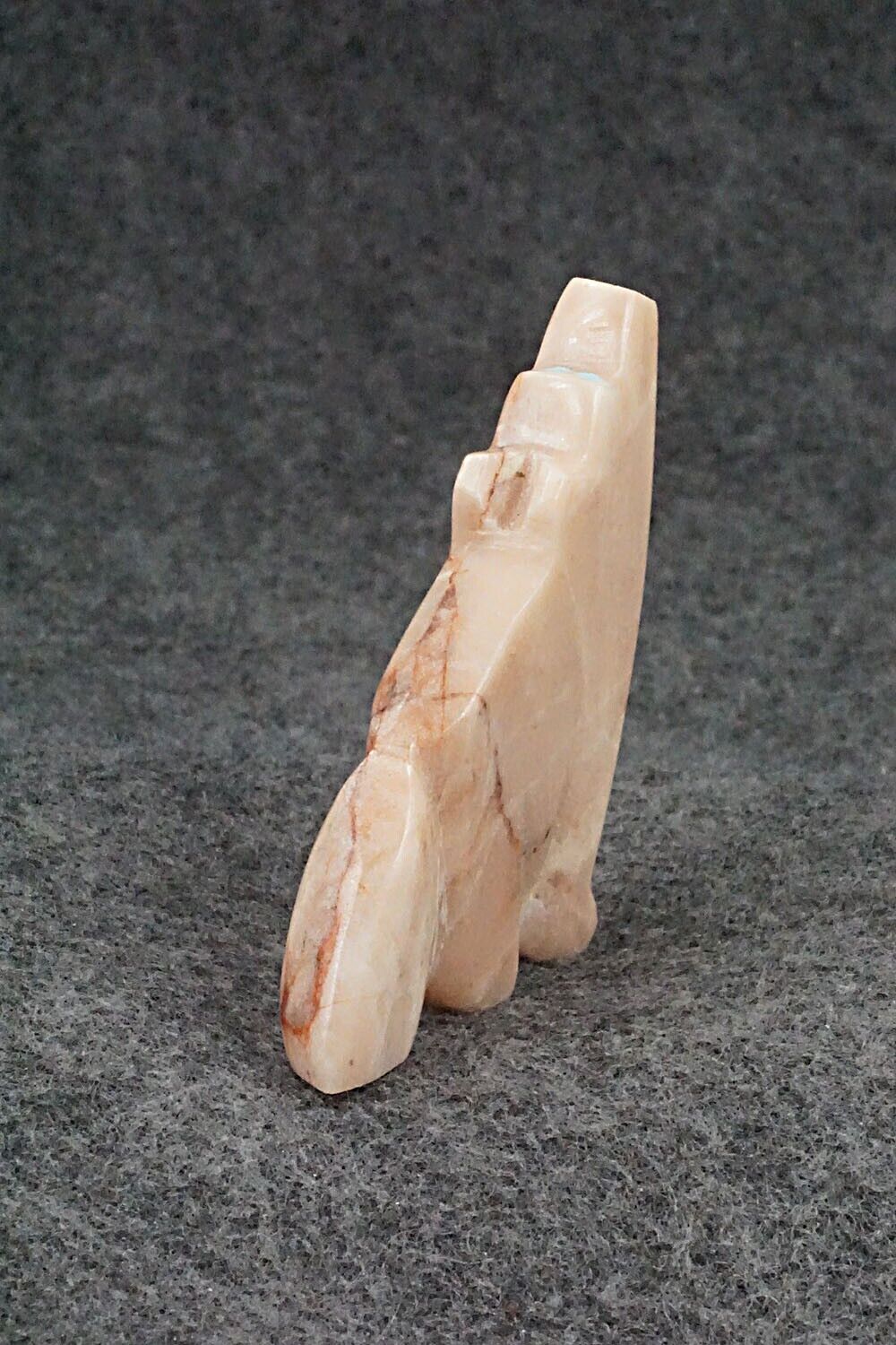 Wolf Zuni Fetish Carving - Bernard Laiwakete