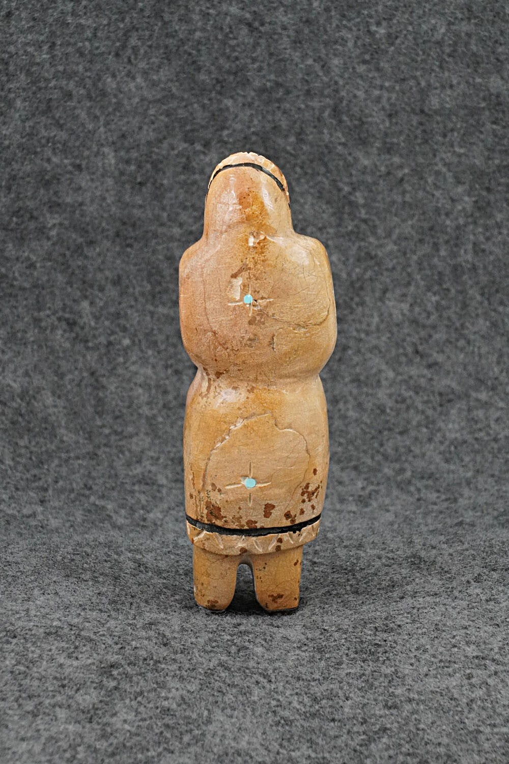 Zuni Woman Zuni Fetish Carving - Freddie Leekya