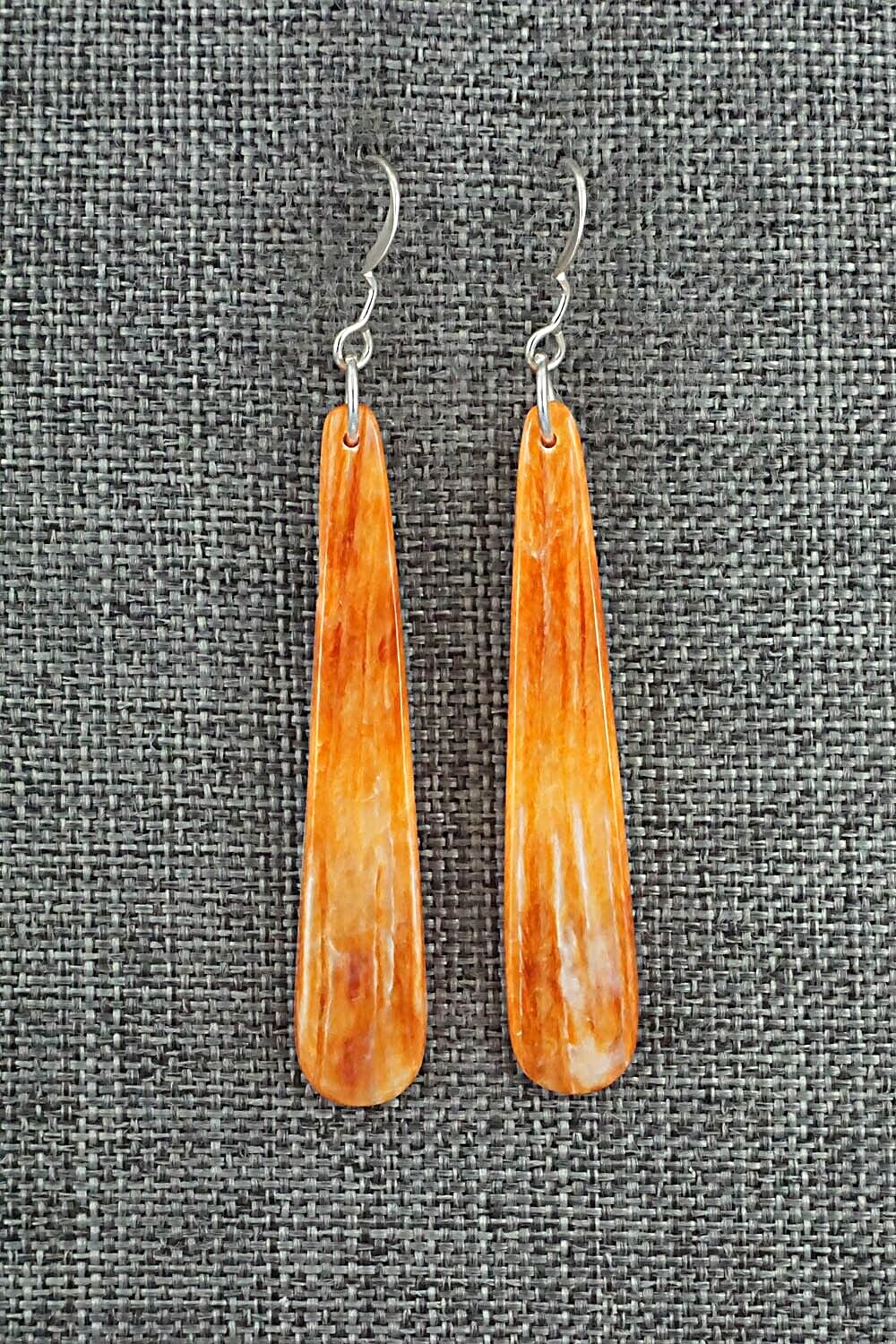 Spiny Oyster & Sterling Silver Earrings - Jesus Espino