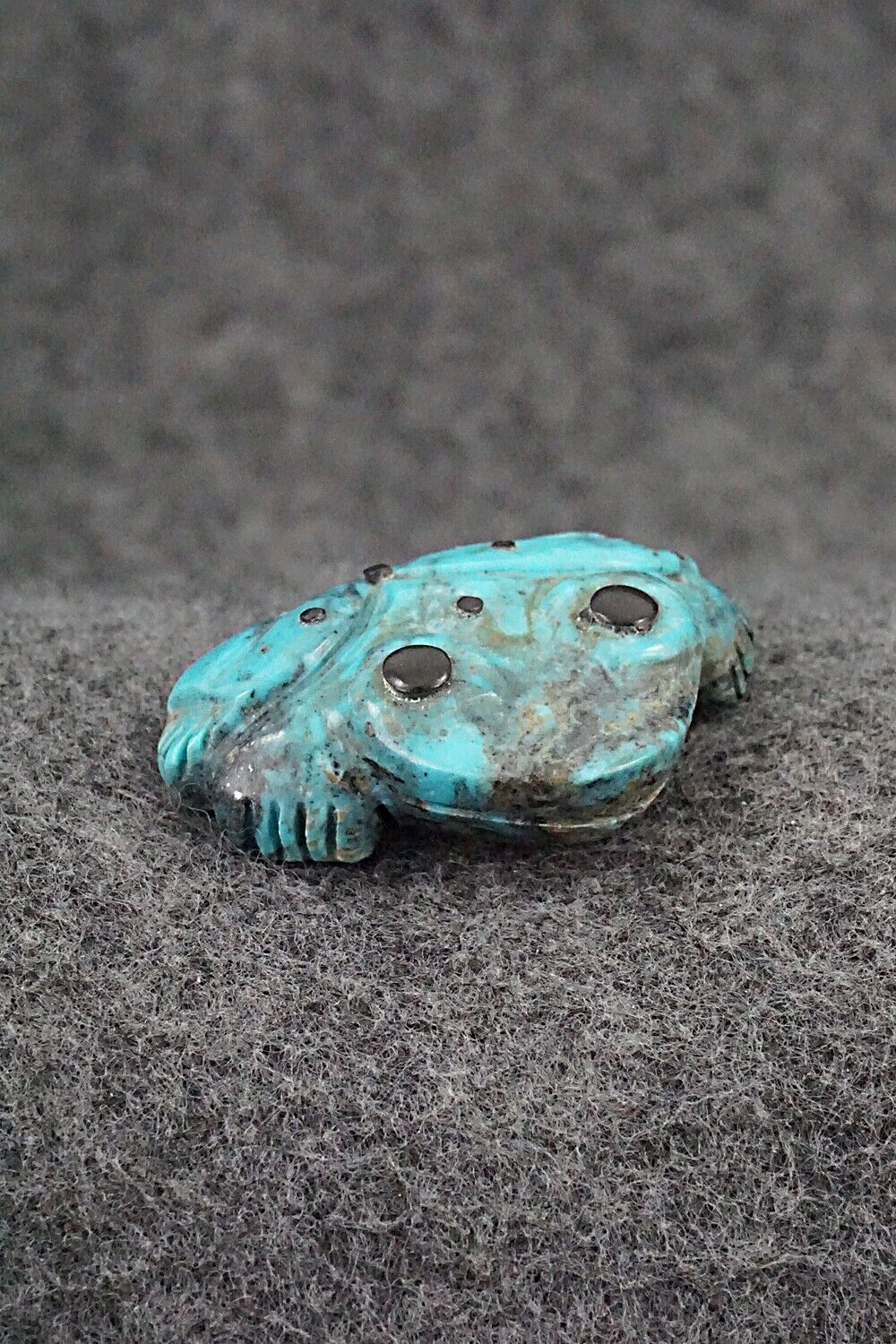 Frog Zuni Fetish Carving - Reynold Lunasee