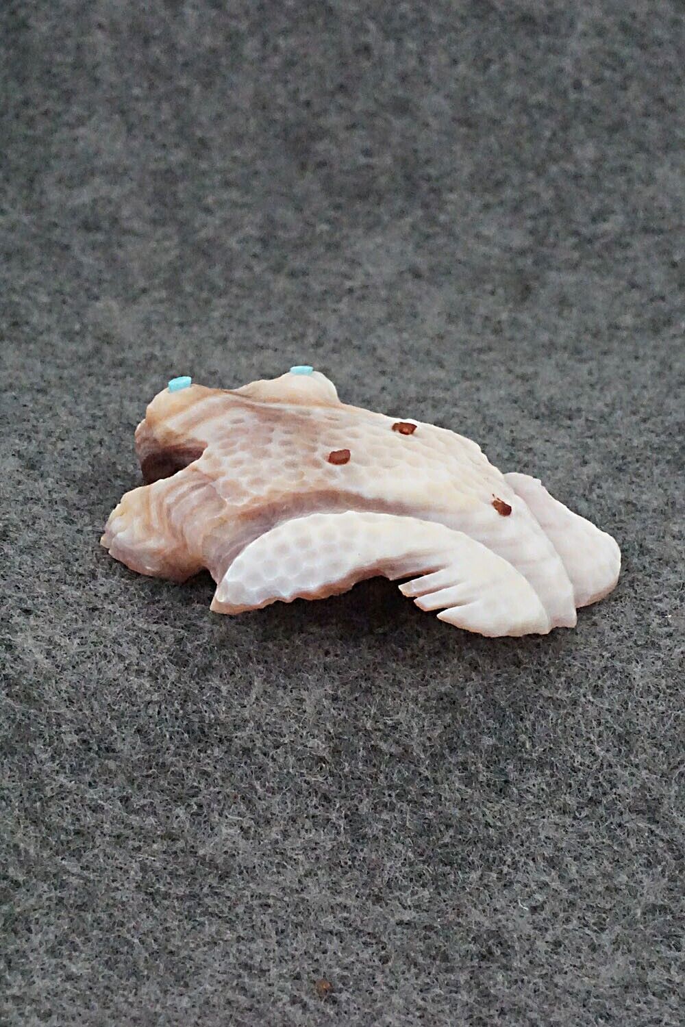 Frog Zuni Fetish Carving - Tyrone Poncho
