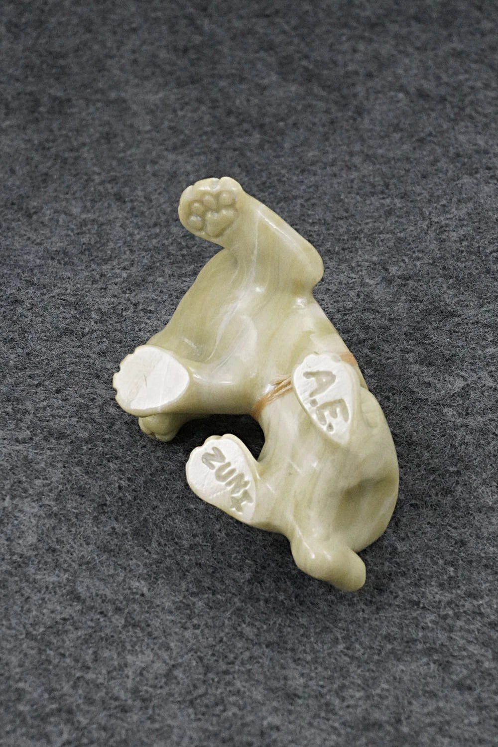 Mountain Lion Zuni Fetish Carving - Albert Eustace