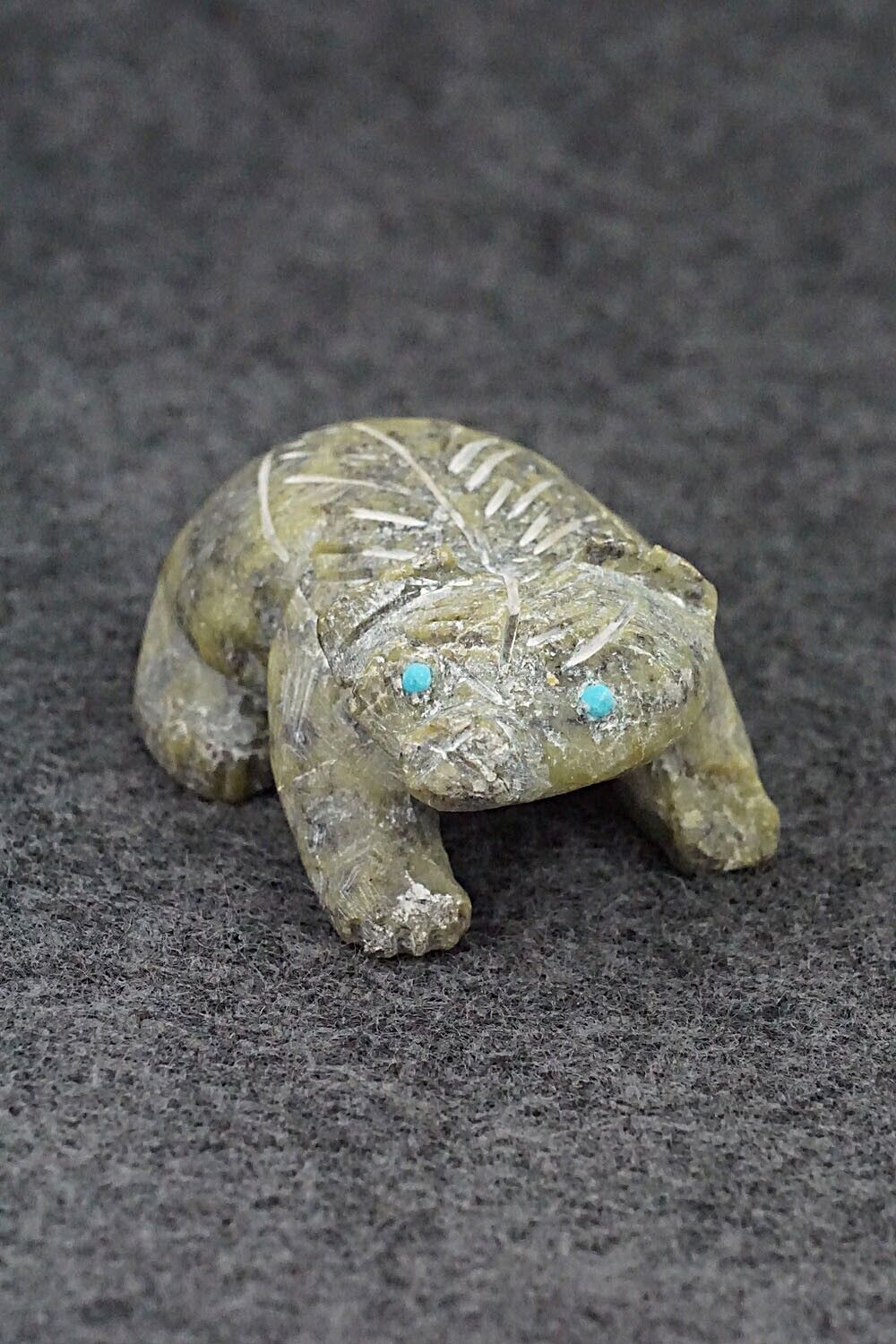 Badger Zuni Fetish Carving - Cody Cheama