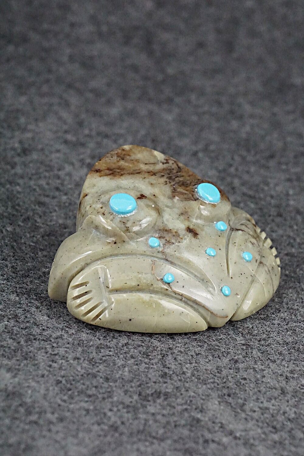 Frog Zuni Fetish Carving - Reynold Lunasee