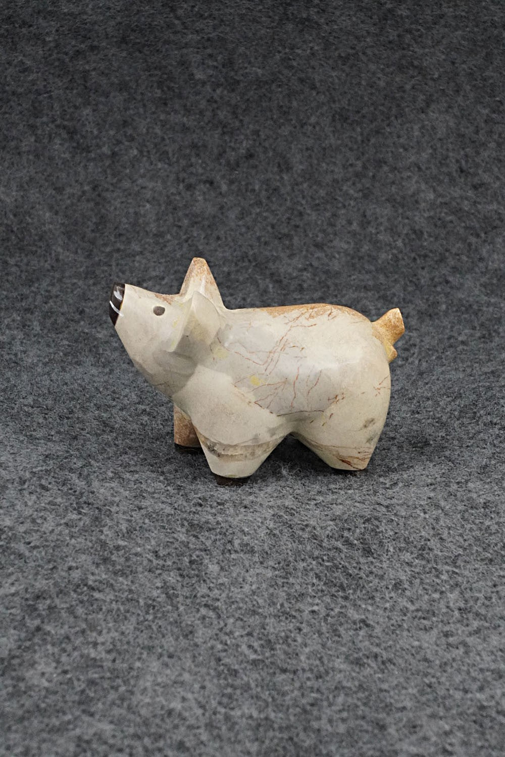 Pig Zuni Fetish Carving - Enrike Leekya