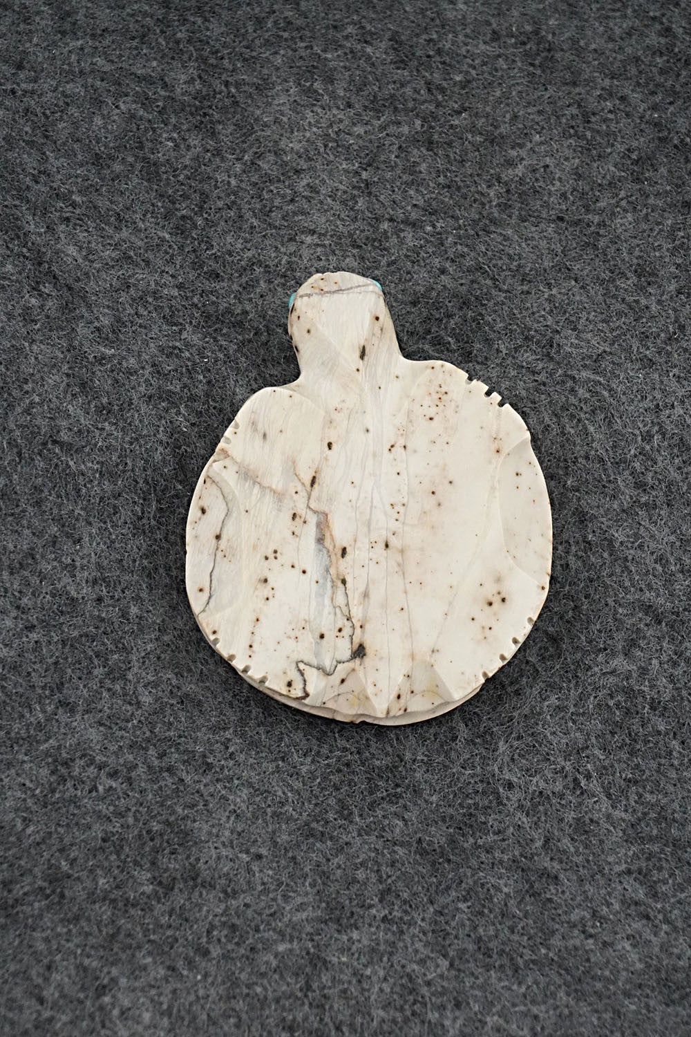 Turtle Zuni Fetish Carving - Dannette Laate