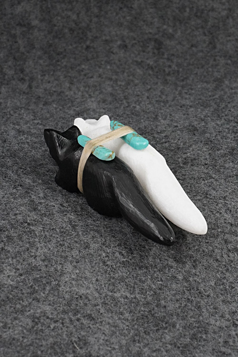Wolf Zuni Fetish Carving - Herbert Halate