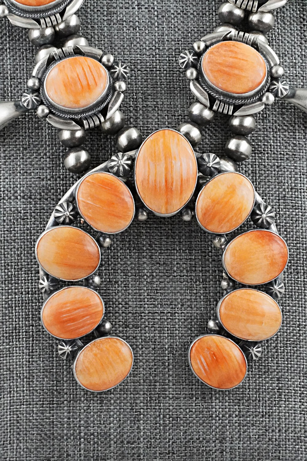 Spiny Oyster & Sterling Silver Squash Blossom Set - Paul Livingston