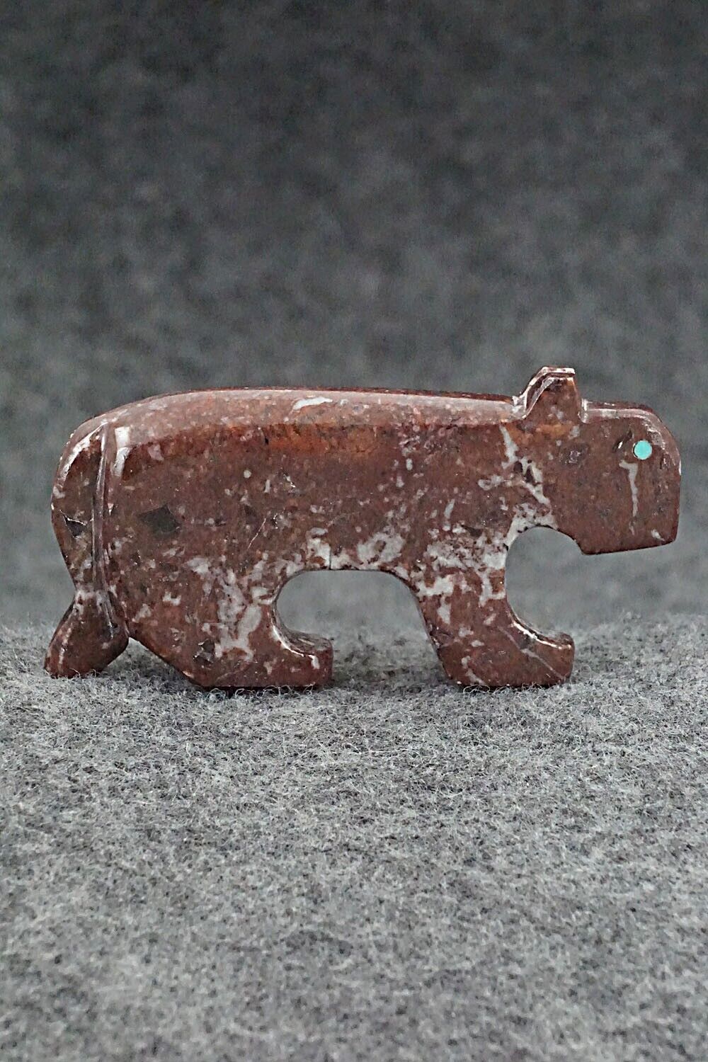Mountain Lion Zuni Fetish Carving - Bryan Laiwakete